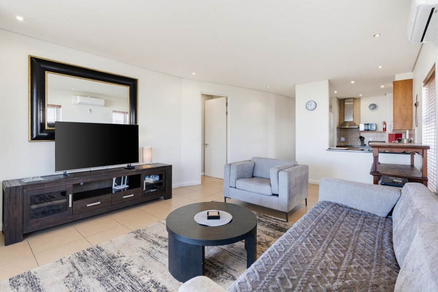 To Let 2 Bedroom Property for Rent in Lagoon Beach Western Cape